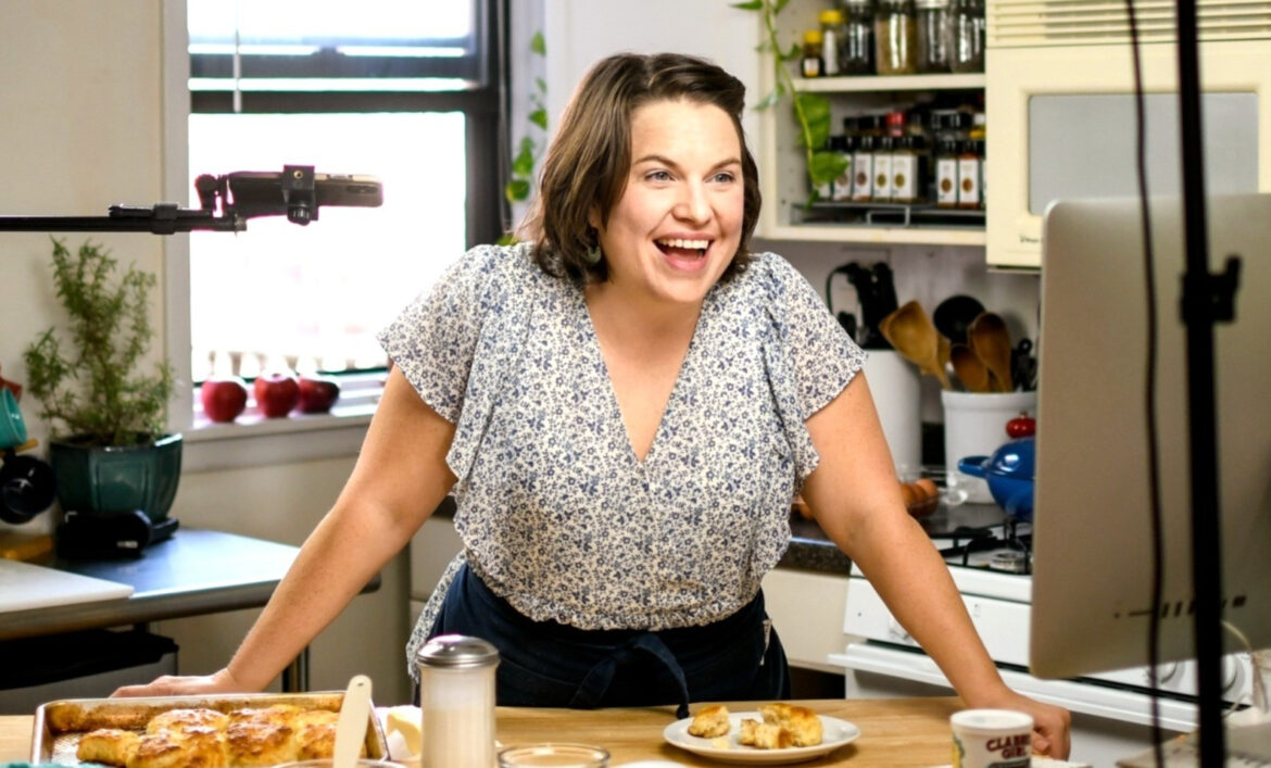 Actor Sarah Beth Tanner Gets Cookin’