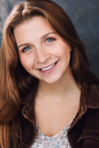Tess Rowan Headshot